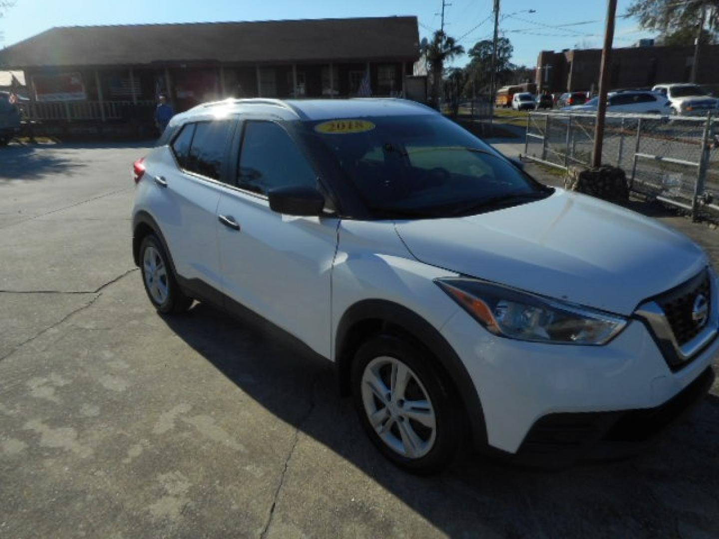 2018 WHITE NISSAN KICKS SR; S; SV (3N1CP5CU7JL) , located at 10405 Abercorn Street, Savannah, GA, 31419, (912) 921-8965, 31.988262, -81.131760 - Photo#2